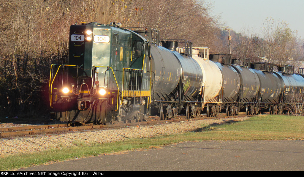 Ohio South Central Railroad (OSCR) 104